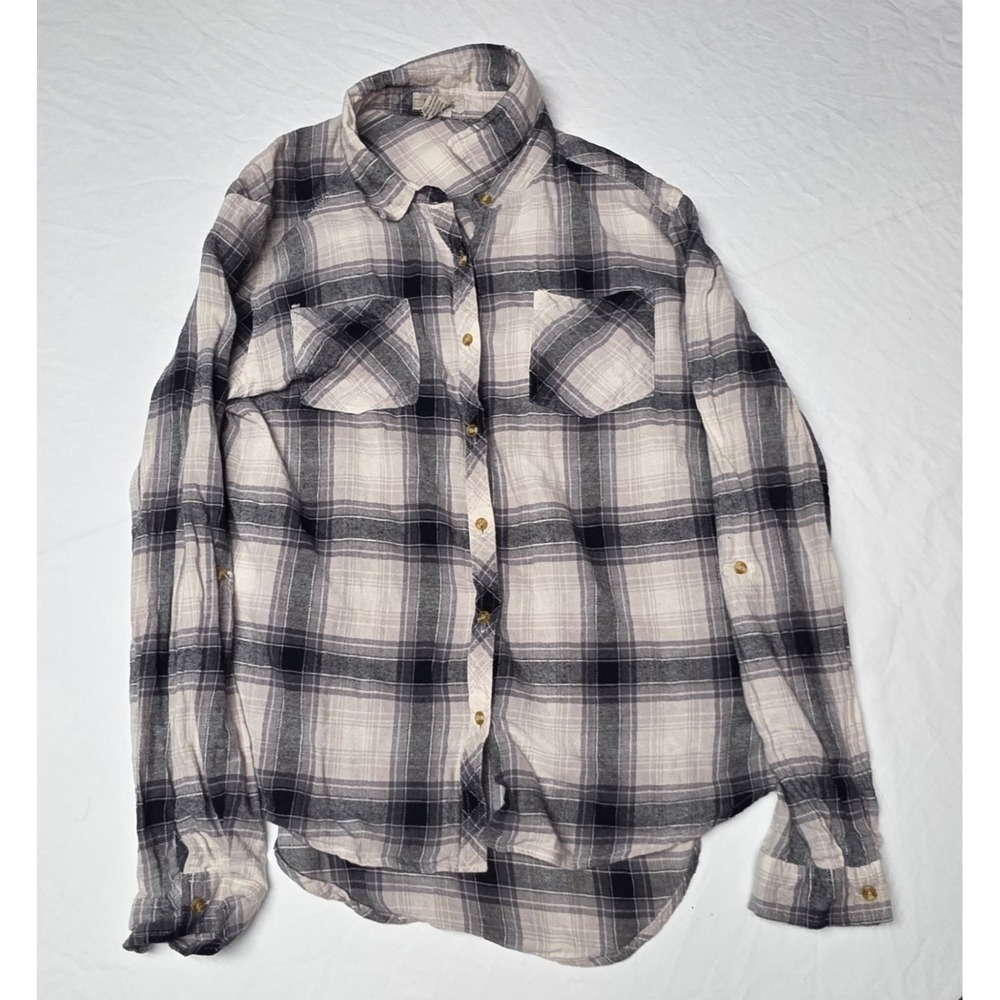 Women's Passport Flannel Button-up Shirt Size XL